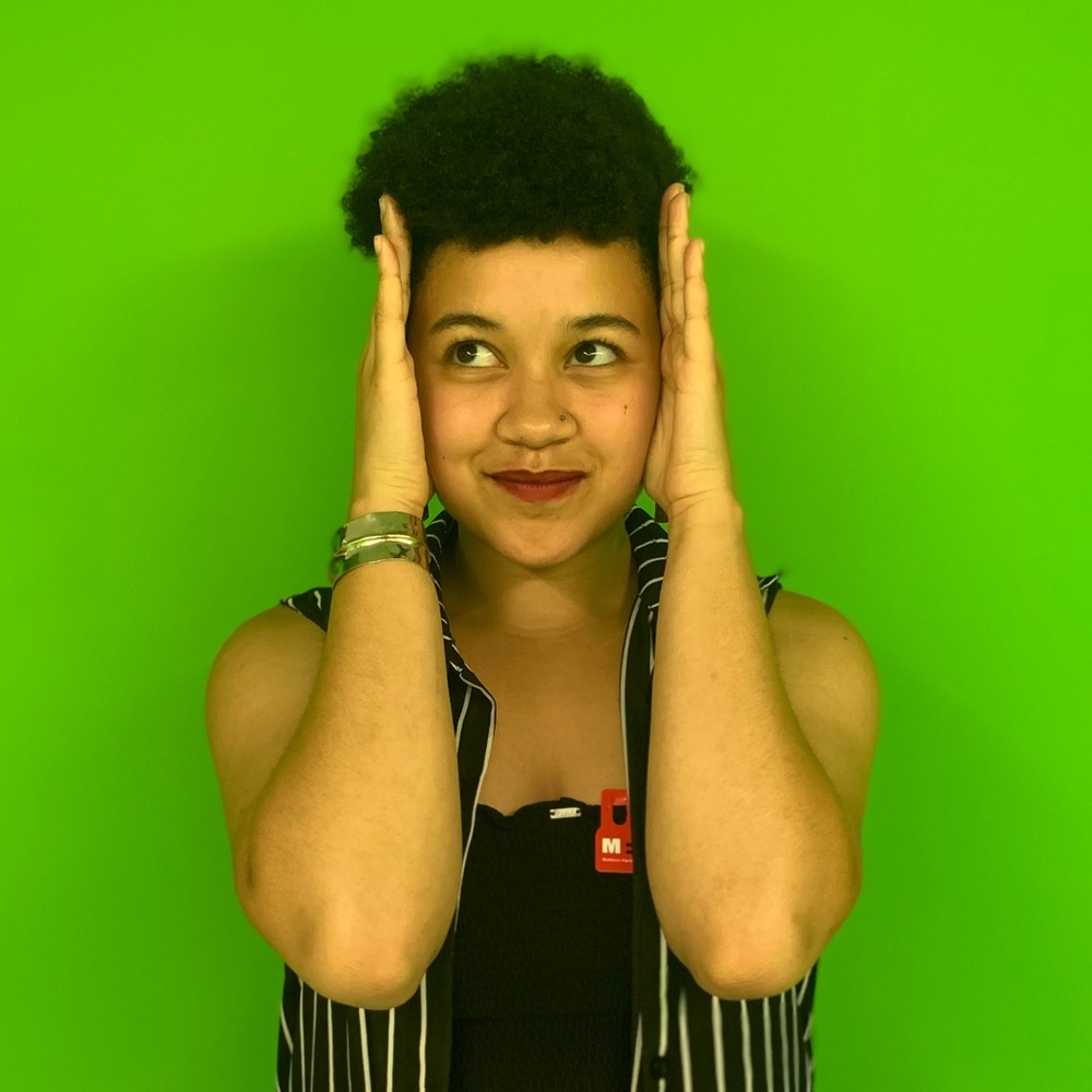 Meet your Posher, Manal